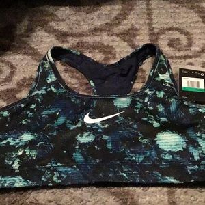 Nike Bra XL Nike Legins XL New Never worn